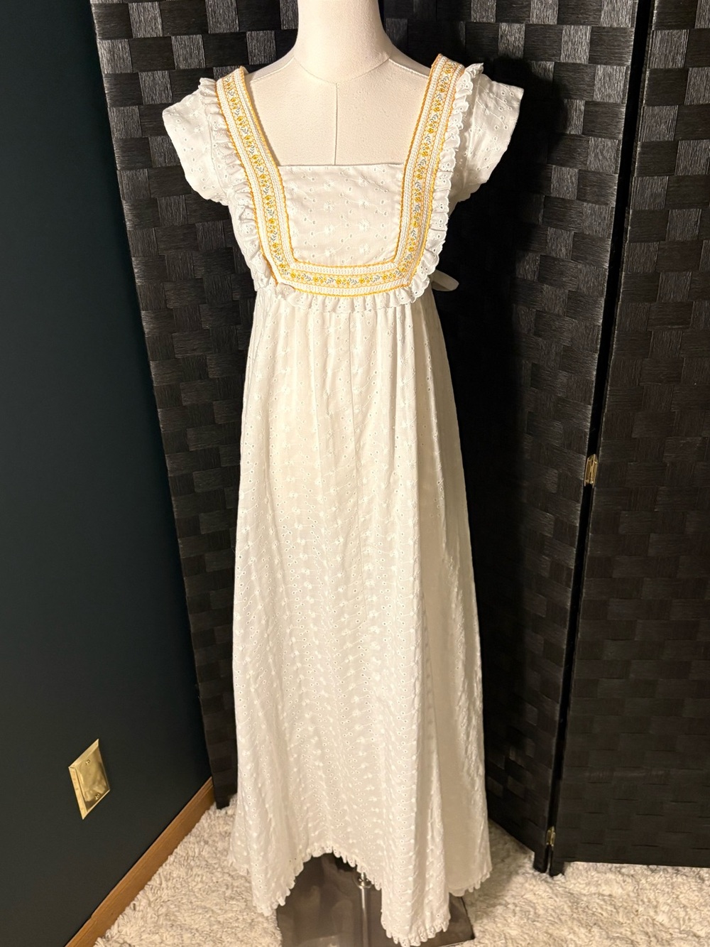 Vintage 70s Patty O’Neil White Cotton Eyelet Boho Prairie Maxi Dress